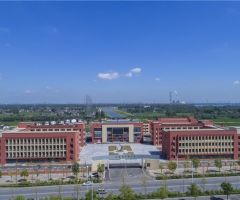 句容市下蜀中学